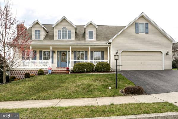 14 WINEBERRY DR, Mechanicsburg, PA 17055