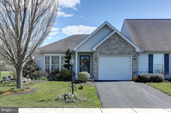 24 RIDGEWAY DR, Mechanicsburg, PA 17050