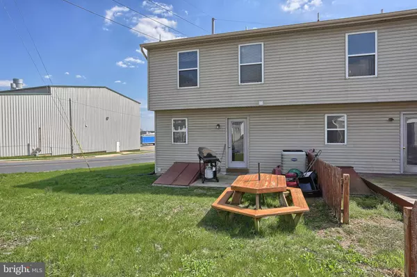 Lebanon, PA 17046,1 TIFFANY LN