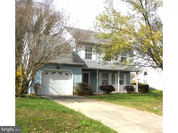 8 ARDSLEY CIR, Dover, DE 19904