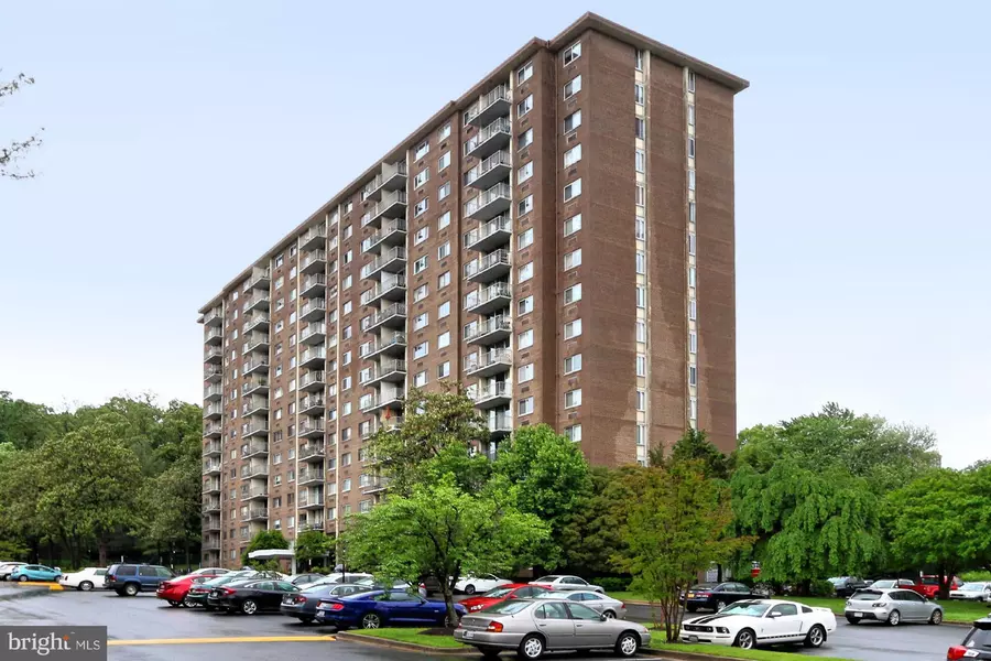 2059 HUNTINGTON AVE #1106, Alexandria, VA 22303