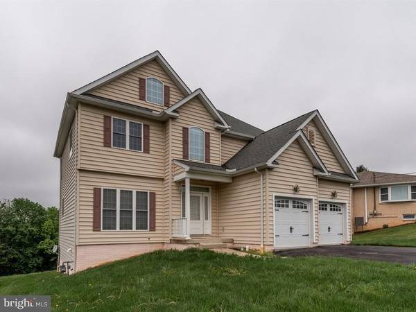 Glen Rock, PA 17327,112 WEST CT