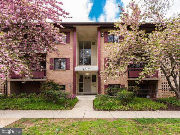 7609 LEE HWY #204, Falls Church, VA 22042