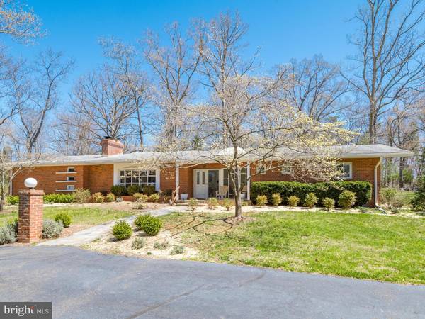 7401 BULL RUN DR, Centreville, VA 20121