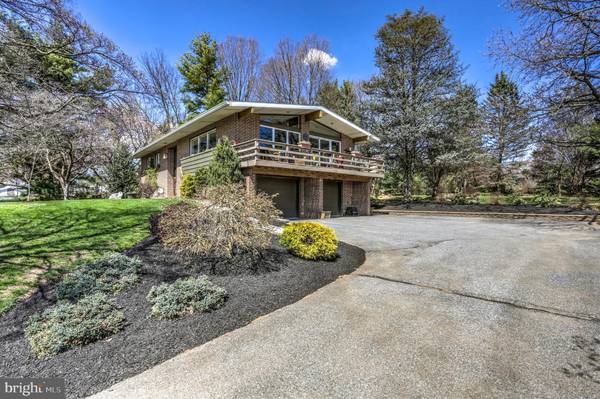 683 GREEN RIDGE DR, Manheim, PA 17545