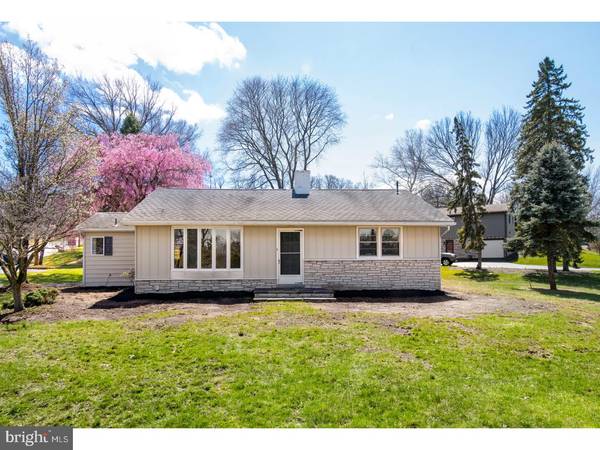 803 CRESTVIEW AVE, Shillington, PA 19607