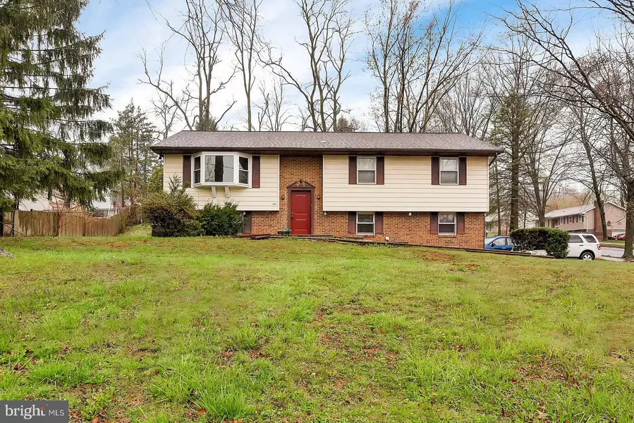 101 FETROW LN, New Cumberland, PA 17070