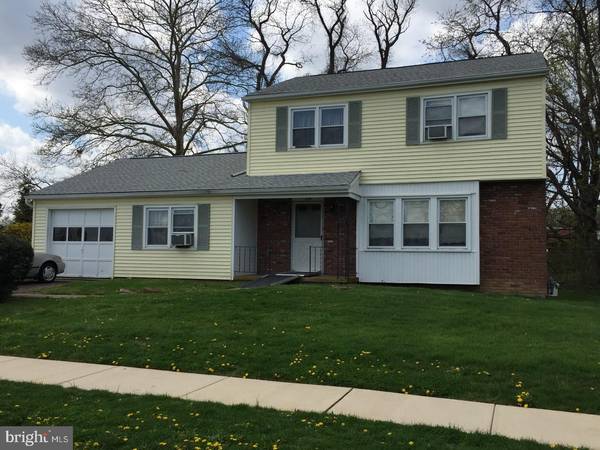 200 MIDWAY DR, Morrisville, PA 19067