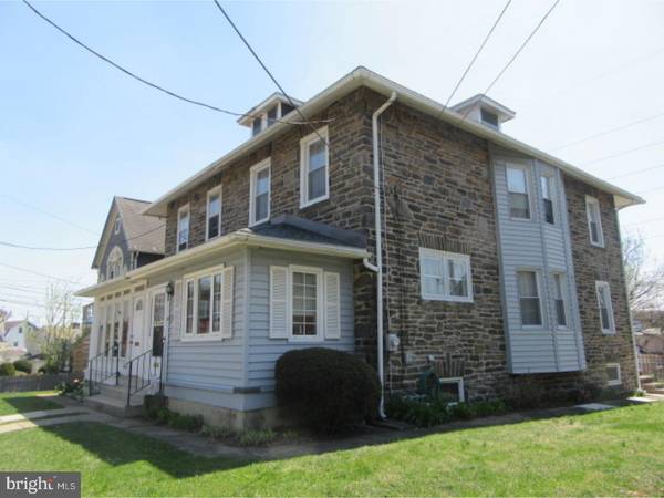 8506 MONROE AVE, Upper Darby, PA 19082