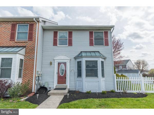 111 LENNON CIR, Telford, PA 18969