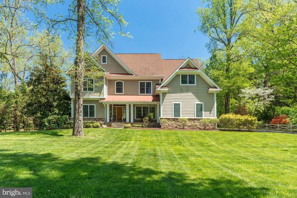 3127 HOLMES RUN RD, Falls Church, VA 22042