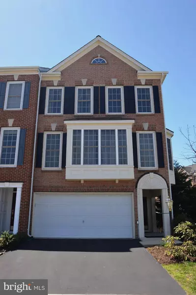 24639 CLOCK TOWER SQ, Aldie, VA 20105