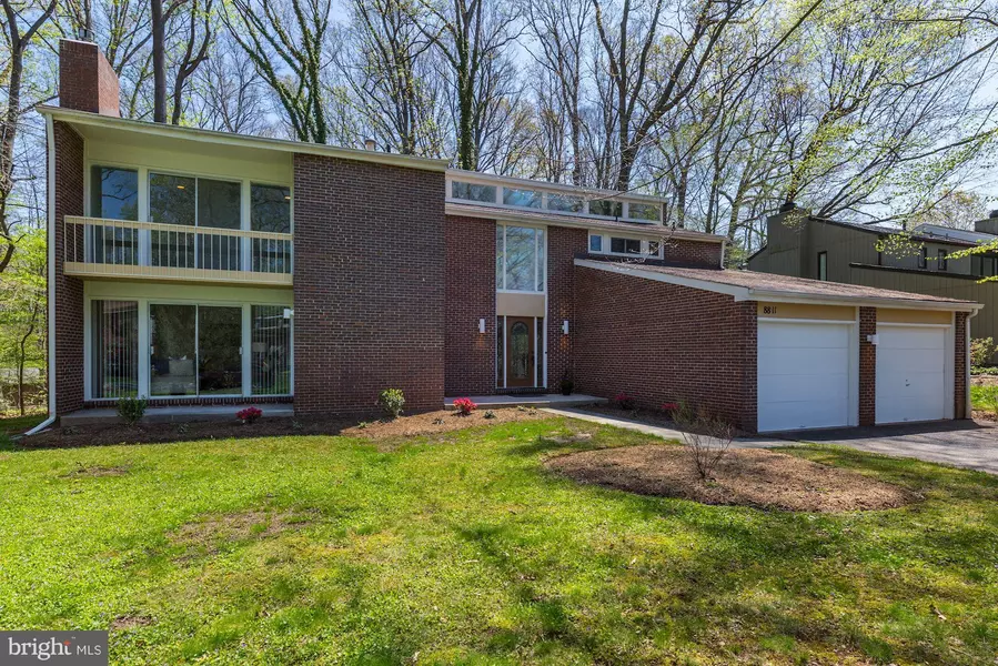 8811 HIDDEN HILL LN, Potomac, MD 20854