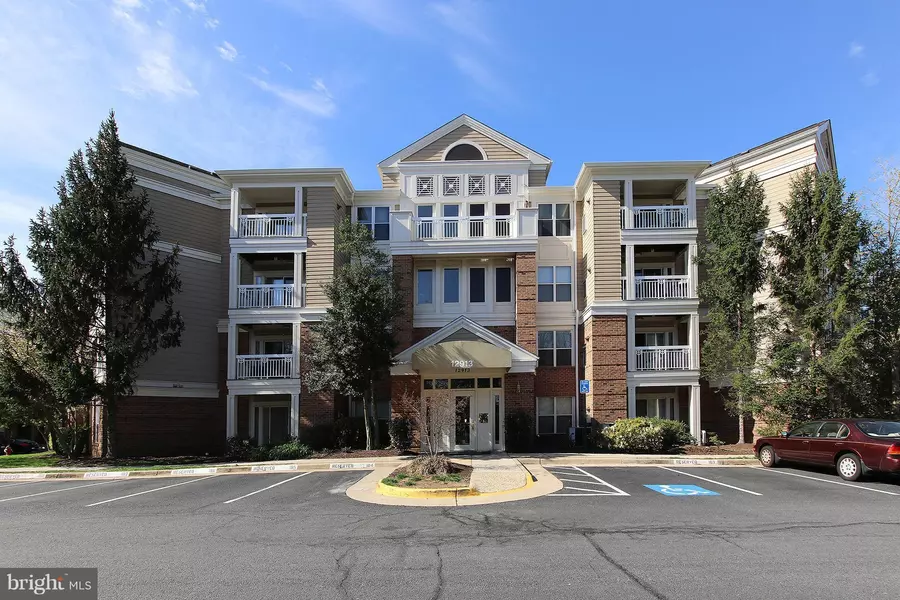 12913 ALTON SQ #304, Herndon, VA 20170