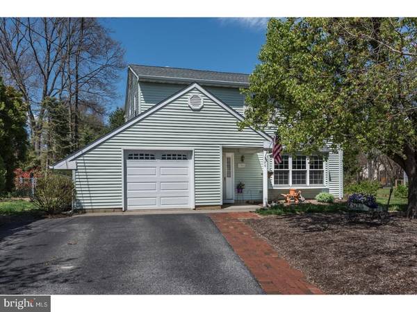 156 FLEETWOOD AVE, Mount Laurel, NJ 08054