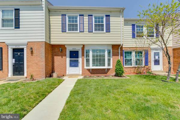 8824 OAK HOLLOW CT, Manassas, VA 20109