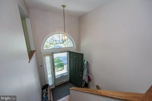 Ranson, WV 25438,31 VELVETEEN CT