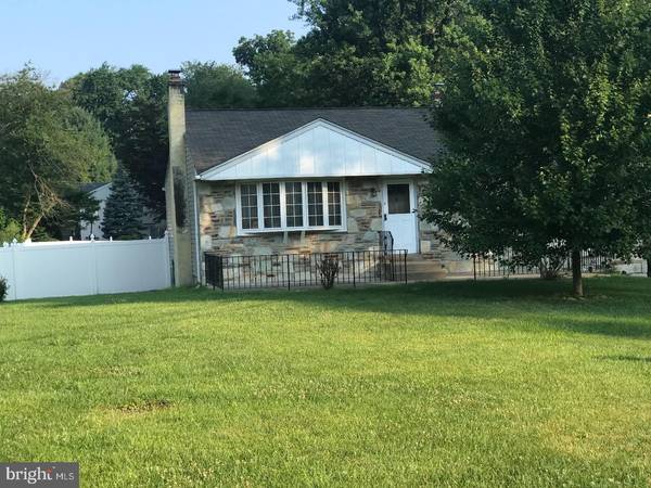 912 STANDISH AVE, Huntingdon Valley, PA 19006