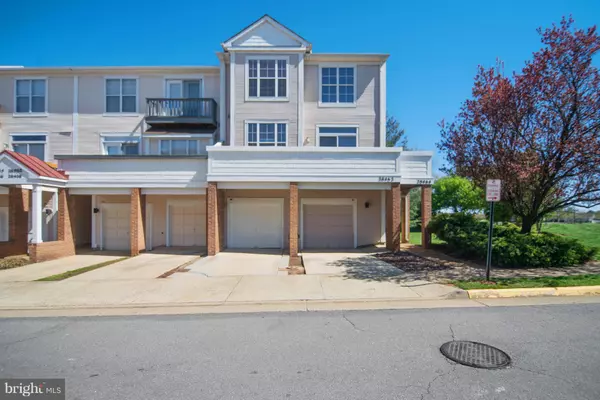 20462 QUIET WALK TER, Ashburn, VA 20147