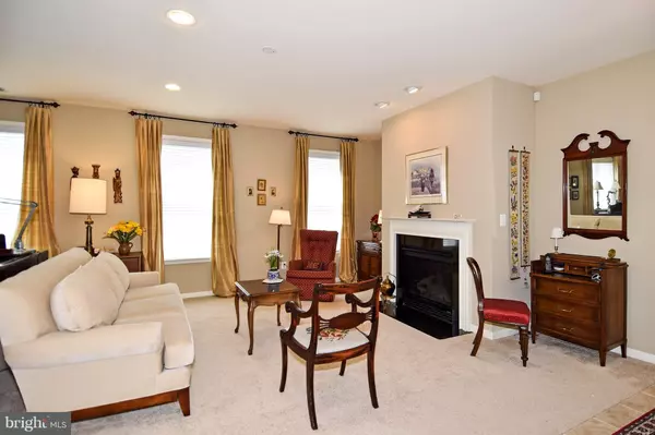 Ashburn, VA 20147,20608 ROSEWOOD MANOR SQ