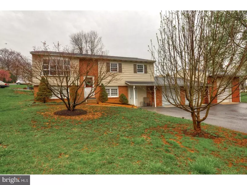 4 BROOKVIEW DR, Boyertown, PA 19512