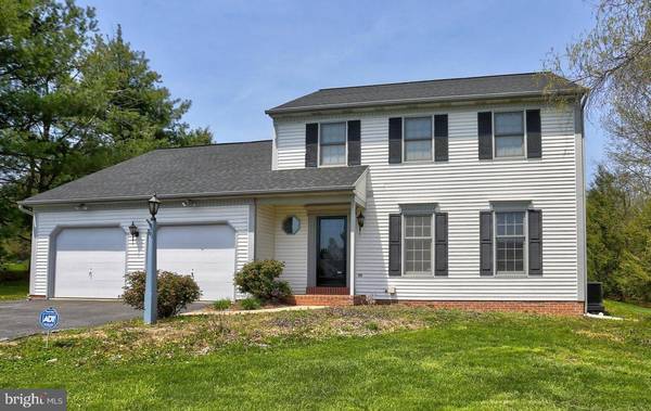 1721 SAINT PHILLIPS DR, Lancaster, PA 17603