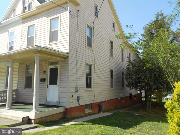 Hanover, PA 17331,402 LOCUST ST