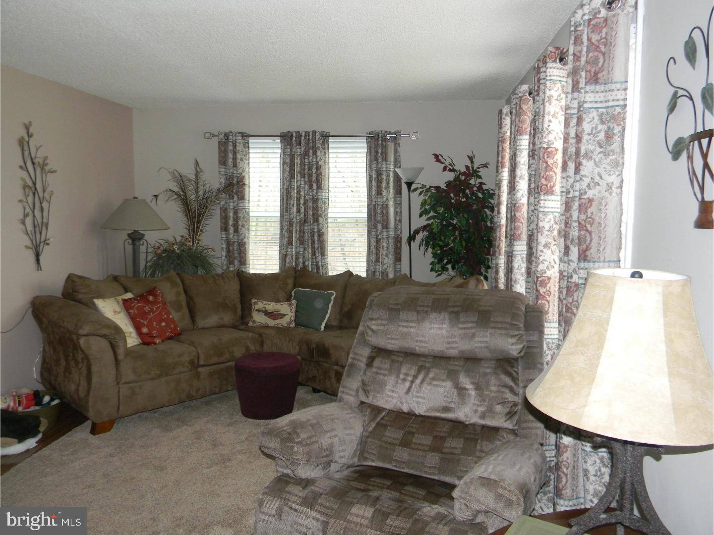 Franklin Twp, NJ 08322,720 S BLUE BELL RD