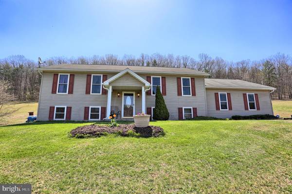 300 SANDY HOLLOW RD, Shermans Dale, PA 17090