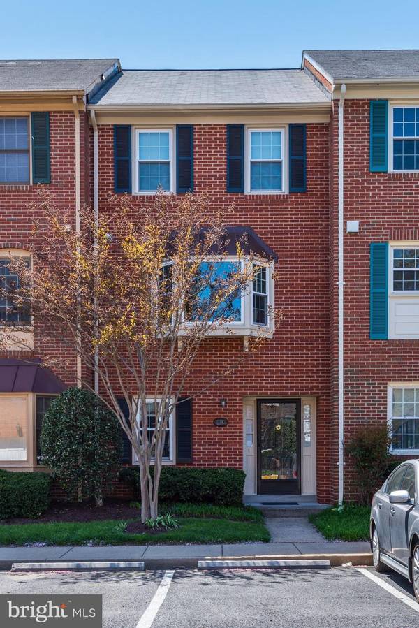 3353 5TH ST S, Arlington, VA 22204