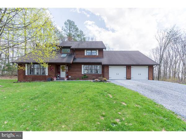 156 TURKEY RD, Kempton, PA 19529