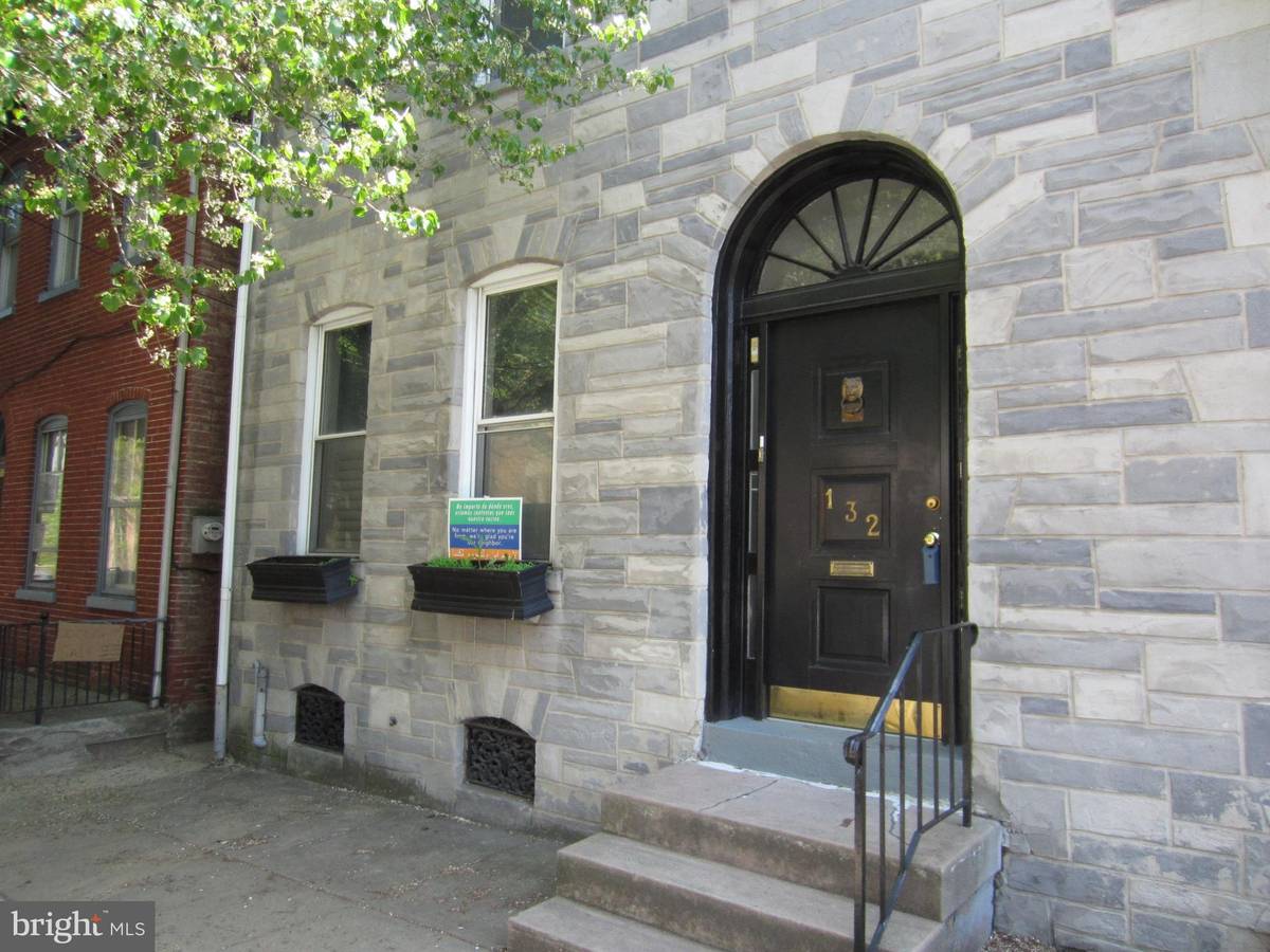 Lancaster, PA 17602,132 E JAMES ST