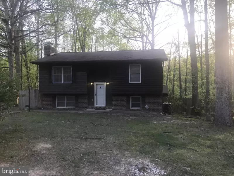 6205 OAK GROVE DR, Fredericksburg, VA 22407