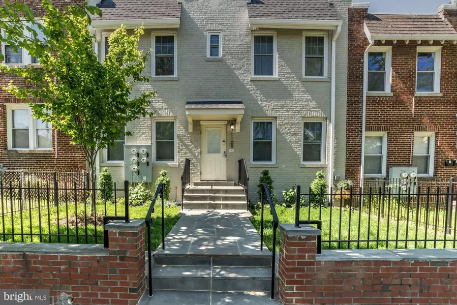 1109 HOLBROOK TER NE #3, Washington, DC 20002