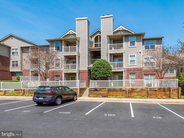 11653 GAS LIGHT CT #E, Reston, VA 20190