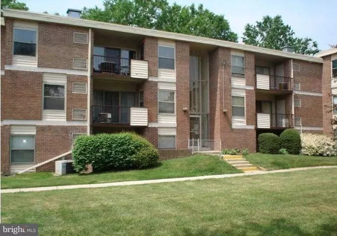 3827 SAINT BARNABAS RD #203, Suitland, MD 20746