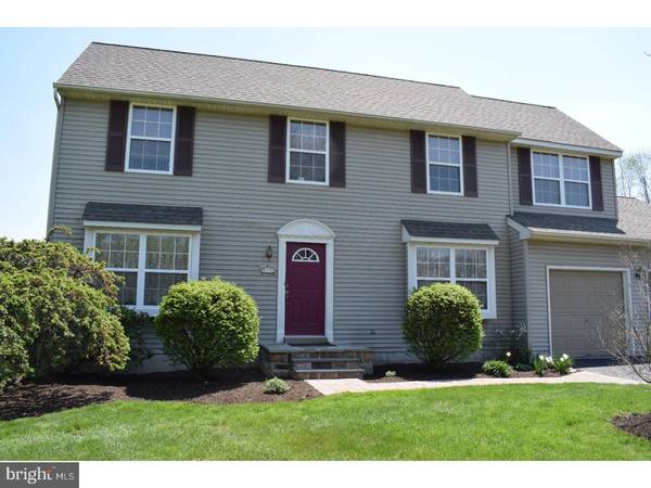 5498 GREENEWOOD CIR, Pipersville, PA 18947