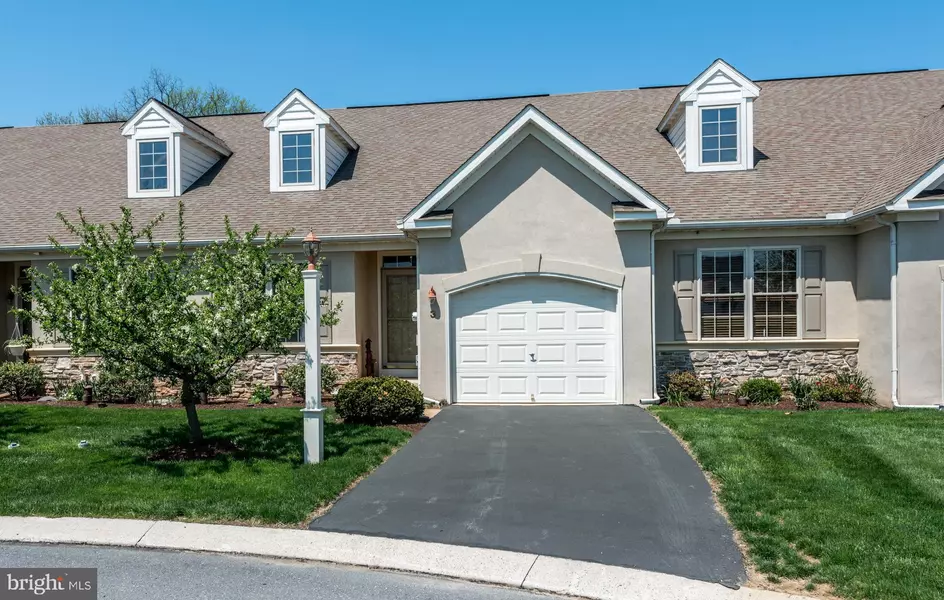 3 MASON CT, Lancaster, PA 17602