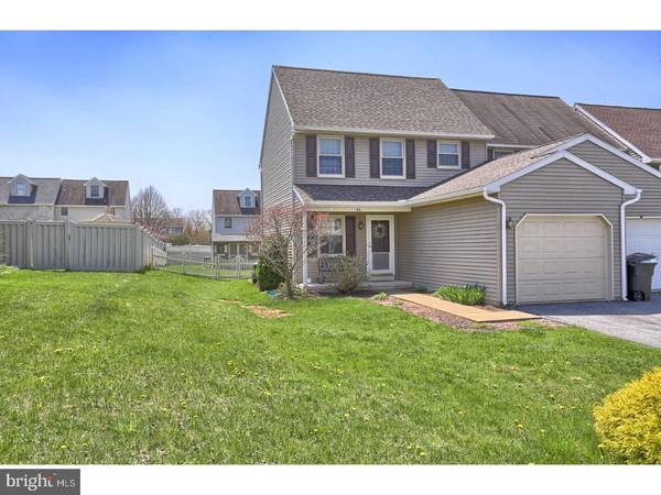 96 RED STONE CIR, Reinholds, PA 17569