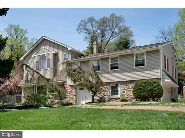 2016 VALLEY RD, Jenkintown, PA 19046