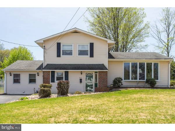 676 ARBOR LN, Warminster, PA 18974