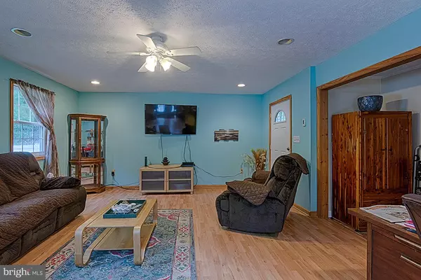 Crownsville, MD 21032,390 HOLLY TRL