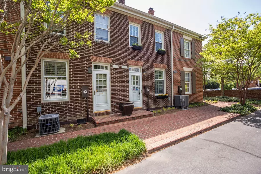 661 COLUMBUS ST S, Alexandria, VA 22314