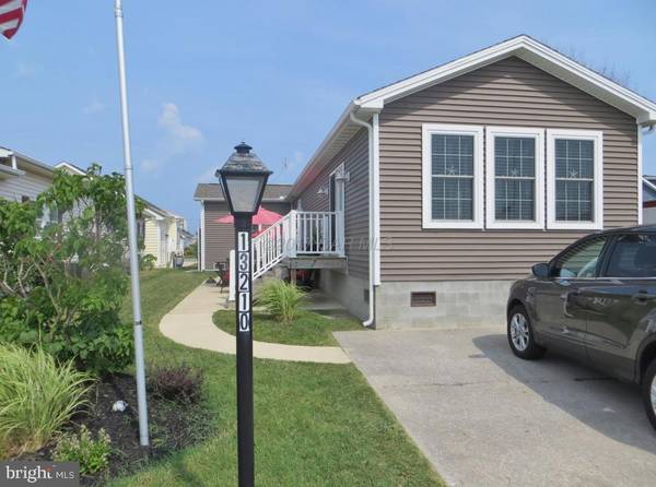 13210 OCEAN DR, Ocean City, MD 21842