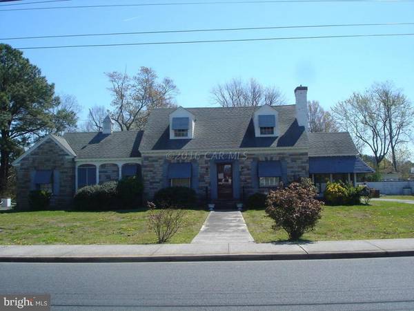 230 N SOMERSET AVE, Crisfield, MD 21817