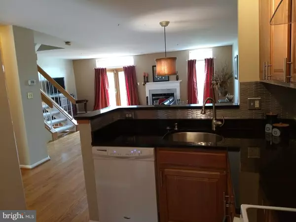 Laurel, MD 20707,8213 NORTHLAKE CT