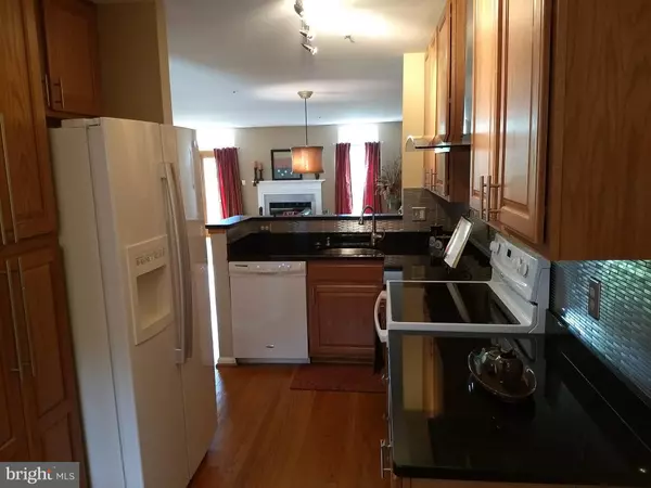 Laurel, MD 20707,8213 NORTHLAKE CT