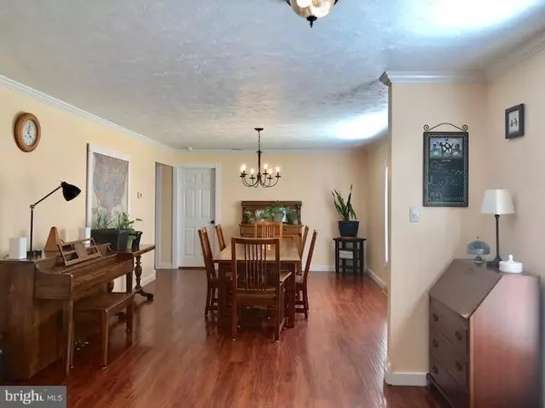 Warsaw, VA 22572,1566 CHINA HILL RD