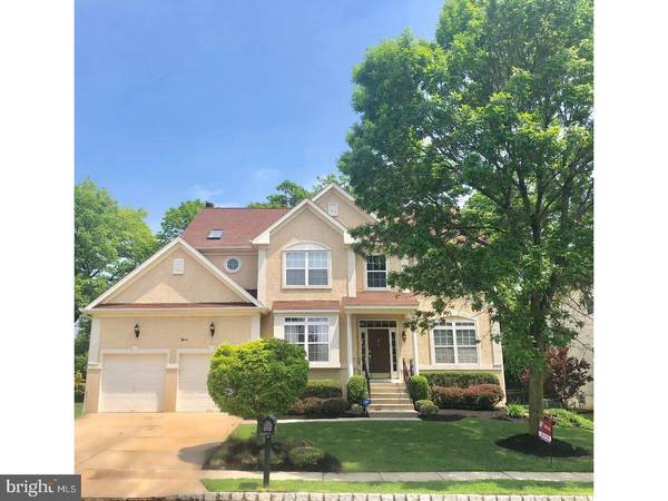 11 SARATOGA SPRINGS DR, Cinnaminson, NJ 08077