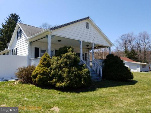 13221 PENNERSVILLE RD, Waynesboro, PA 17268